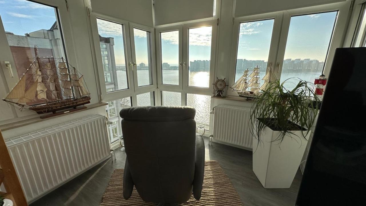 Ferienwohnung Mit Blick Aufs Meer In Wilhelmshaven Exteriör bild