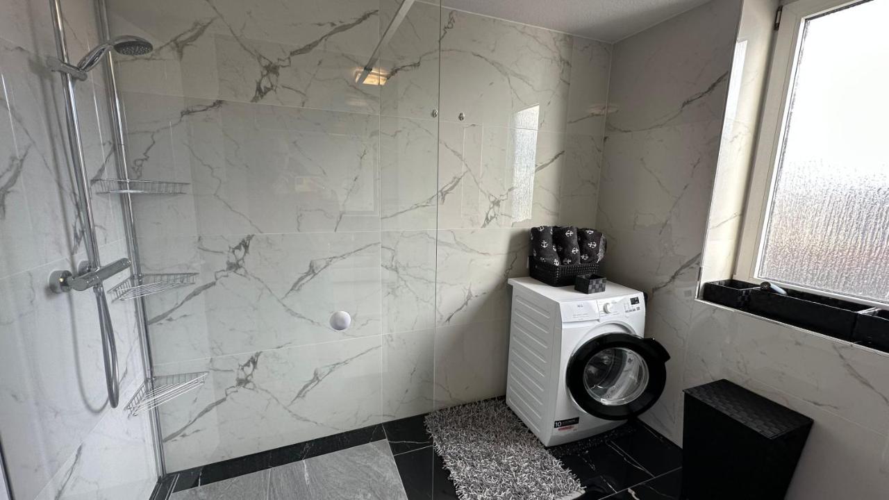 Ferienwohnung Mit Blick Aufs Meer In Wilhelmshaven Exteriör bild